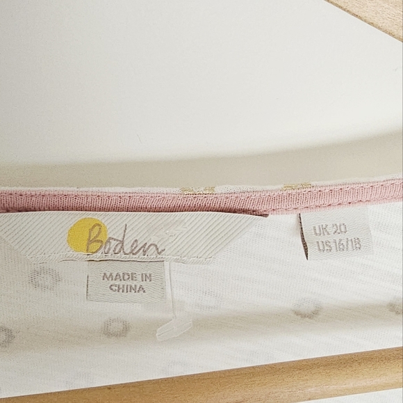 Boden Metallic Gold Flower Print V-Neck Long Sleeves Women's Blouse Size 16/18 - Picture 4 of 8